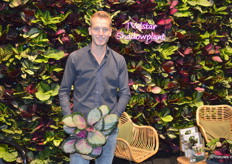 Roy Valstar van Teun Valstar Shadowplants, dat, naar het synoniem, gespecialiseerd is in de teelt van calathea.